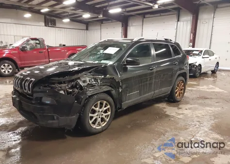 2016 Jeep Cherokee Latitude z USA, uszkodzony, nr VIN 1C4PJMCS6GW262502